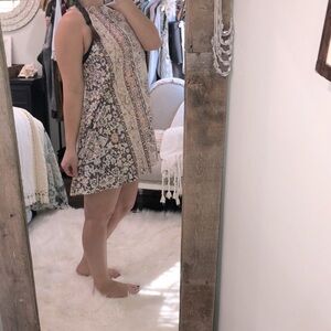 JUDITH March size large floral boho trapeze dress